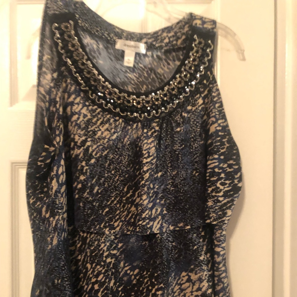 Sleeveless top